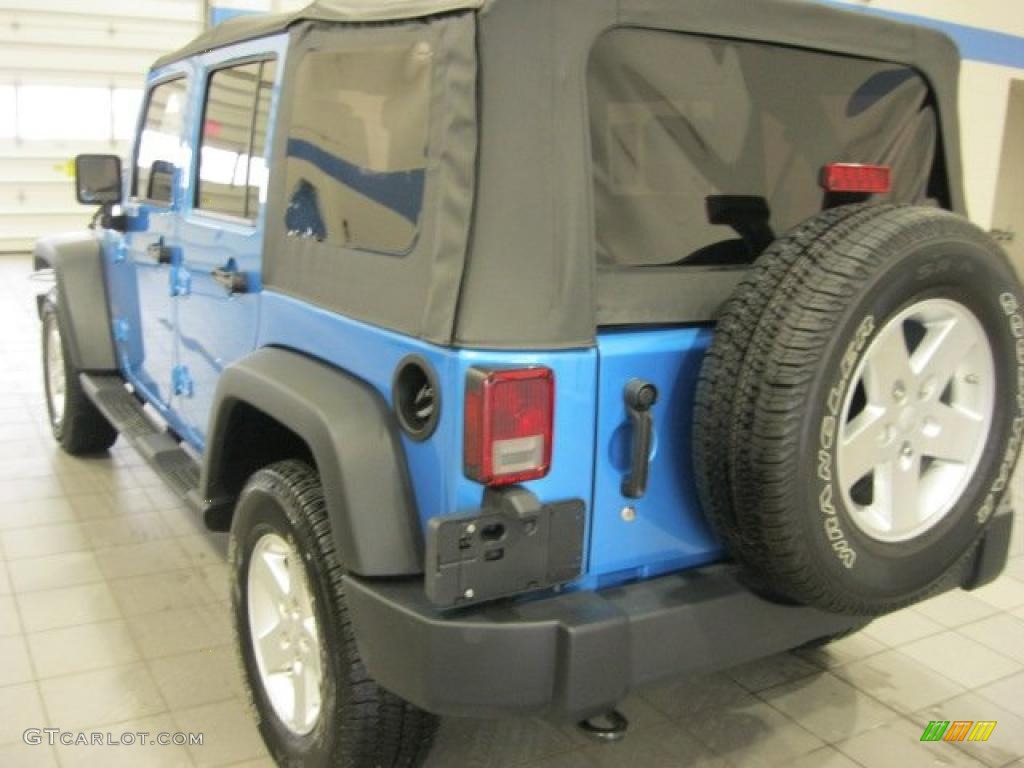 2010 Wrangler Unlimited Sport 4x4 - Surf Blue Pearl / Dark Slate Gray/Medium Slate Gray photo #9