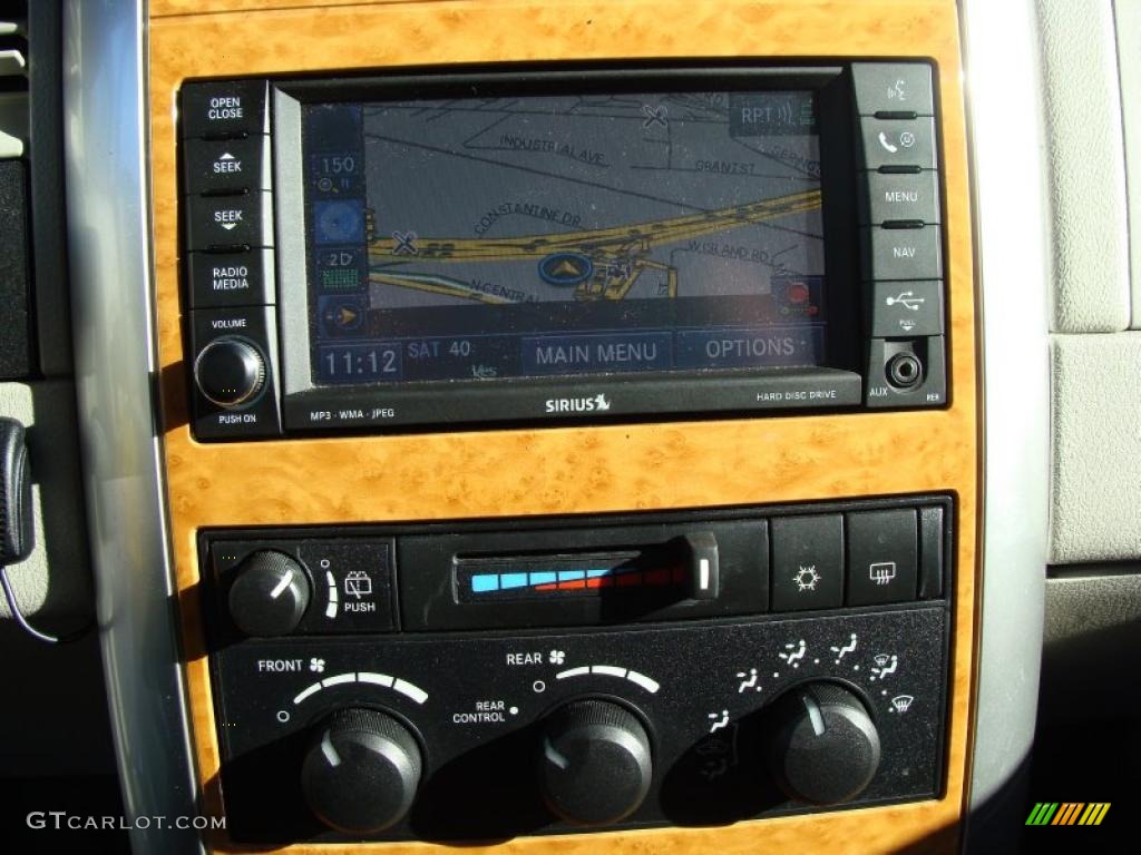2008 Chrysler Aspen Limited 4WD Navigation Photo #42758424