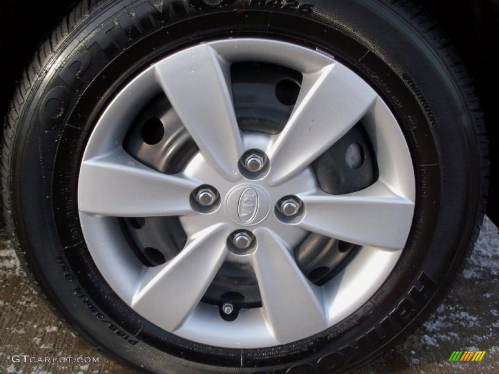 2010 Kia Rio LX Sedan Wheel Photo #42760379