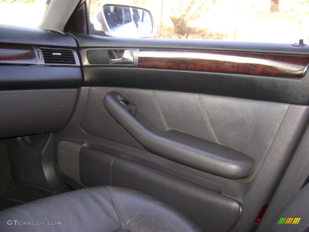 2000 Audi A6 2.8 quattro Avant Tungsten Gray Door Panel Photo #42762166