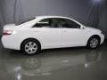 Super White - Camry Hybrid Photo No. 11