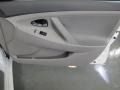 Super White - Camry Hybrid Photo No. 21