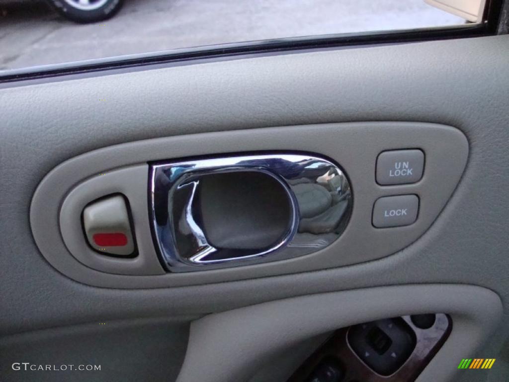 2001 Mazda Millenia S Controls Photo #42768592