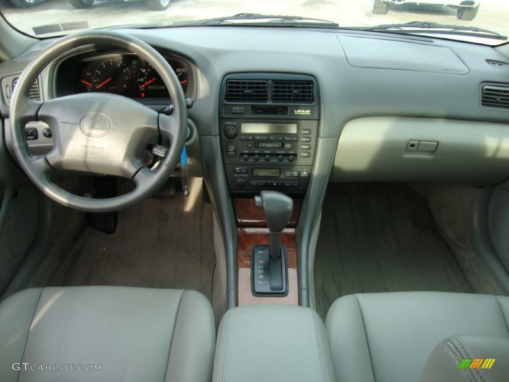 1997 Lexus ES 300 Gray Dashboard Photo #42772133