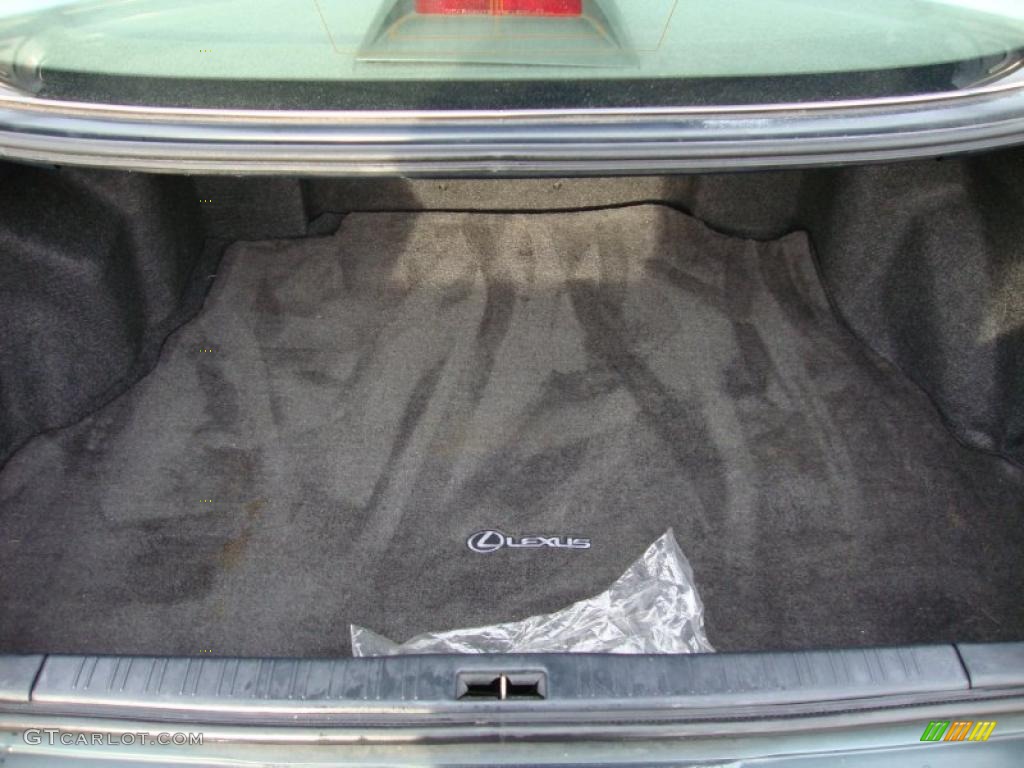 1997 Lexus ES 300 Trunk Photo #42772173