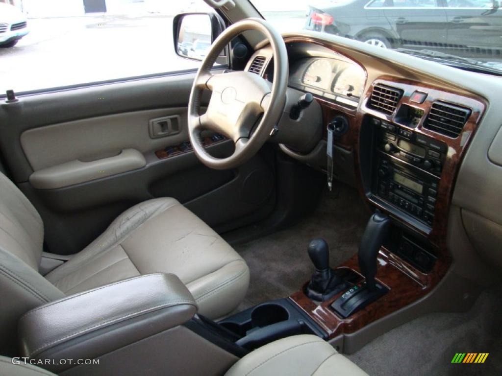 1999 4Runner Limited 4x4 - Black / Oak photo #20