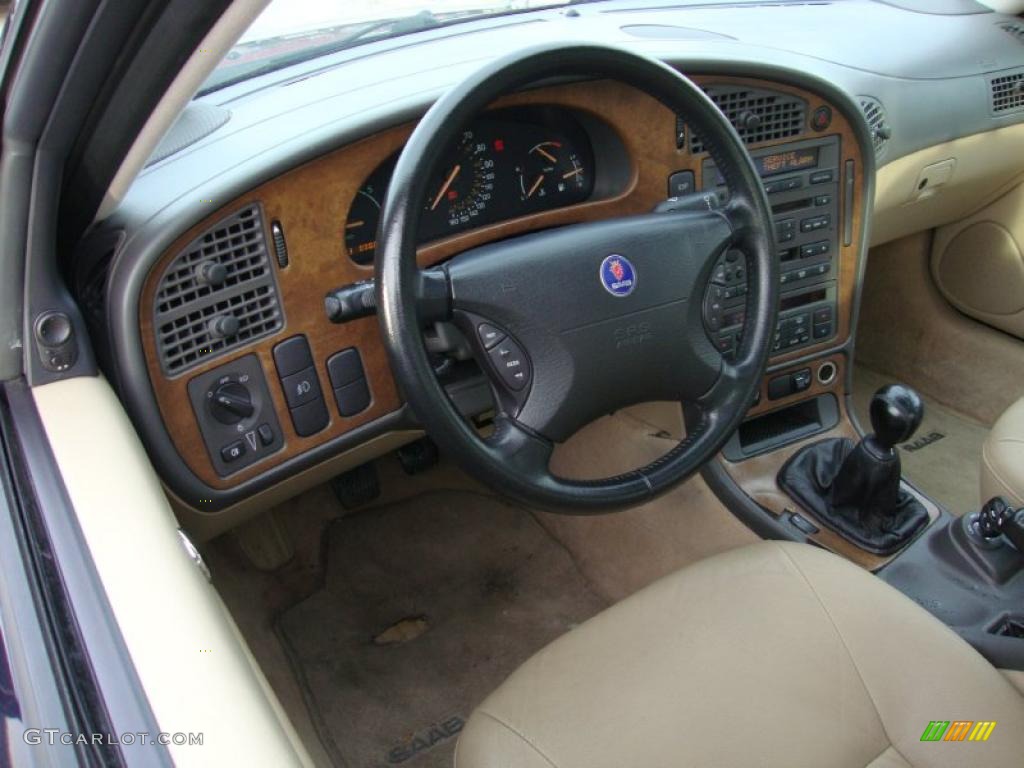 Sand Beige Interior 2002 Saab 9-5 Linear Sedan Photo #42774309