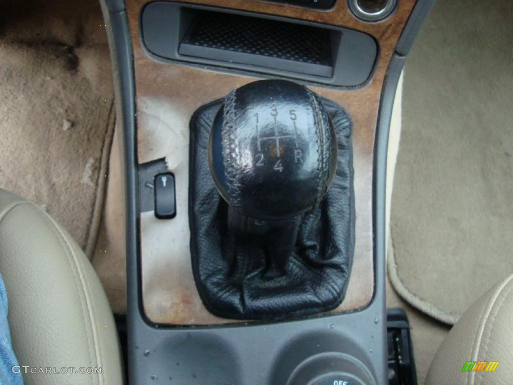2002 Saab 9-5 Linear Sedan 5 Speed Manual Transmission Photo #42774809
