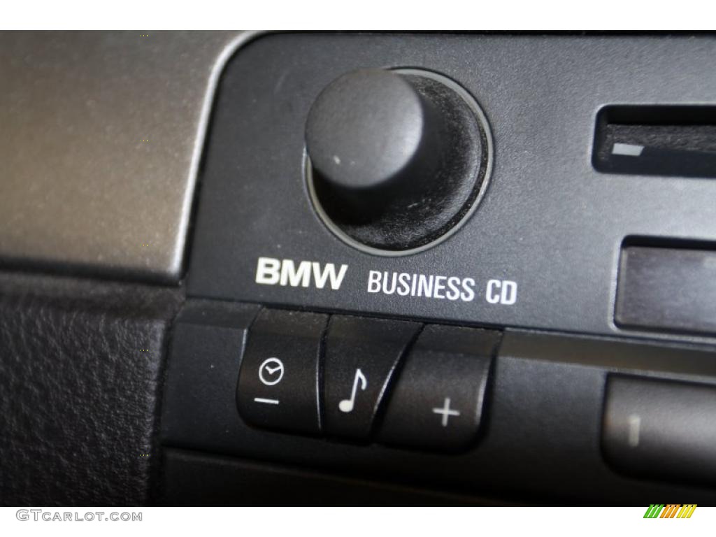 2003 BMW M3 Convertible Controls Photo #42780997