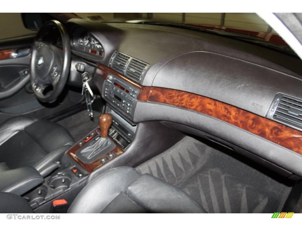 2005 3 Series 325i Sedan - Electric Red / Black photo #40