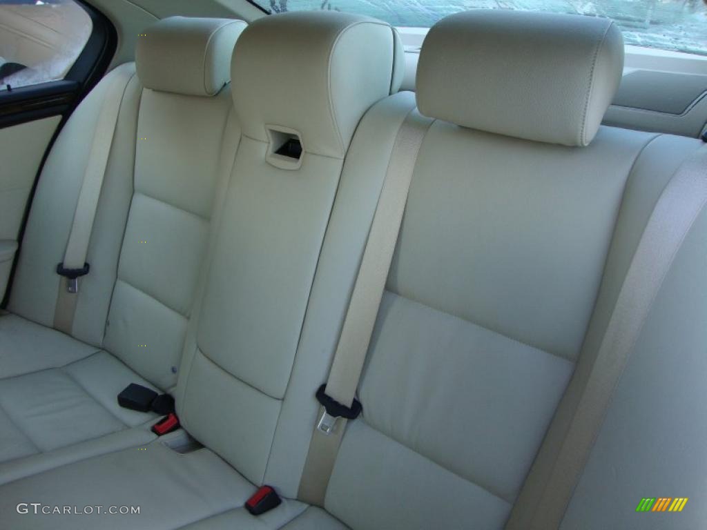 2008 5 Series 528xi Sedan - Monaco Blue Metallic / Cream Beige Dakota Leather photo #11