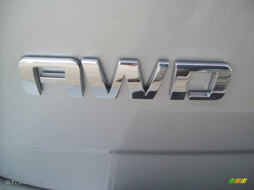 2011 Chevrolet Equinox LS AWD Marks and Logos Photos
