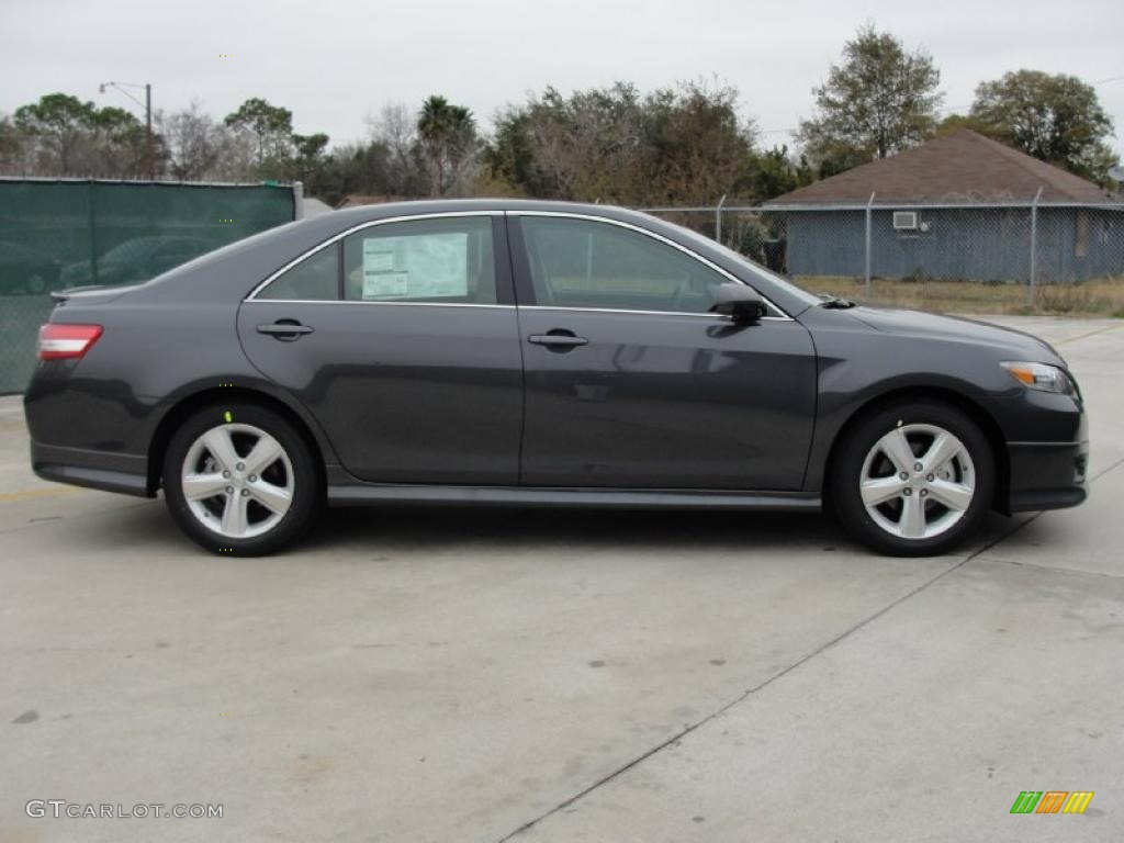 Magnetic Gray Metallic 2011 Toyota Camry SE Exterior Photo #42792773