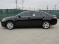 Black - Camry LE Photo No. 6