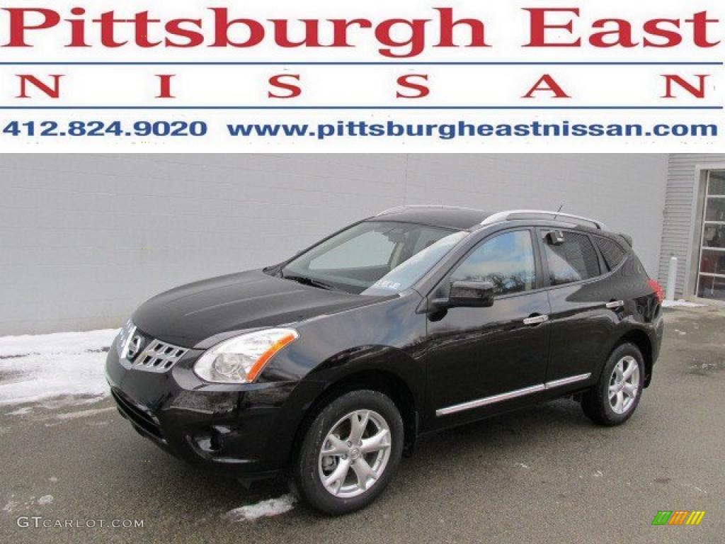 2011 Rogue SV AWD - Wicked Black / Black photo #1