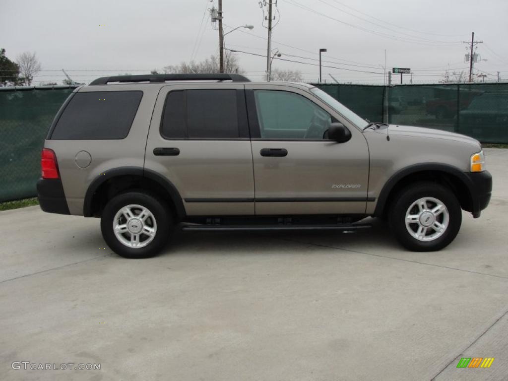 Mineral Grey Metallic 2005 Ford Explorer XLS Exterior Photo #42796913