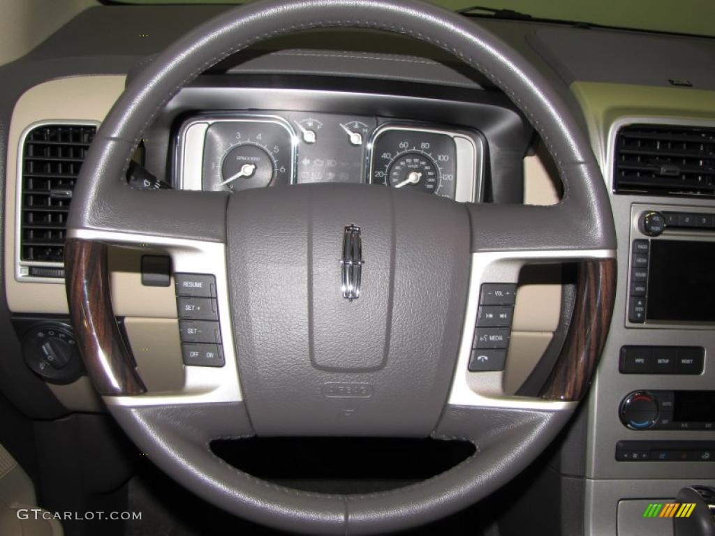 2009 Lincoln MKX AWD Camel Steering Wheel Photo #42797761