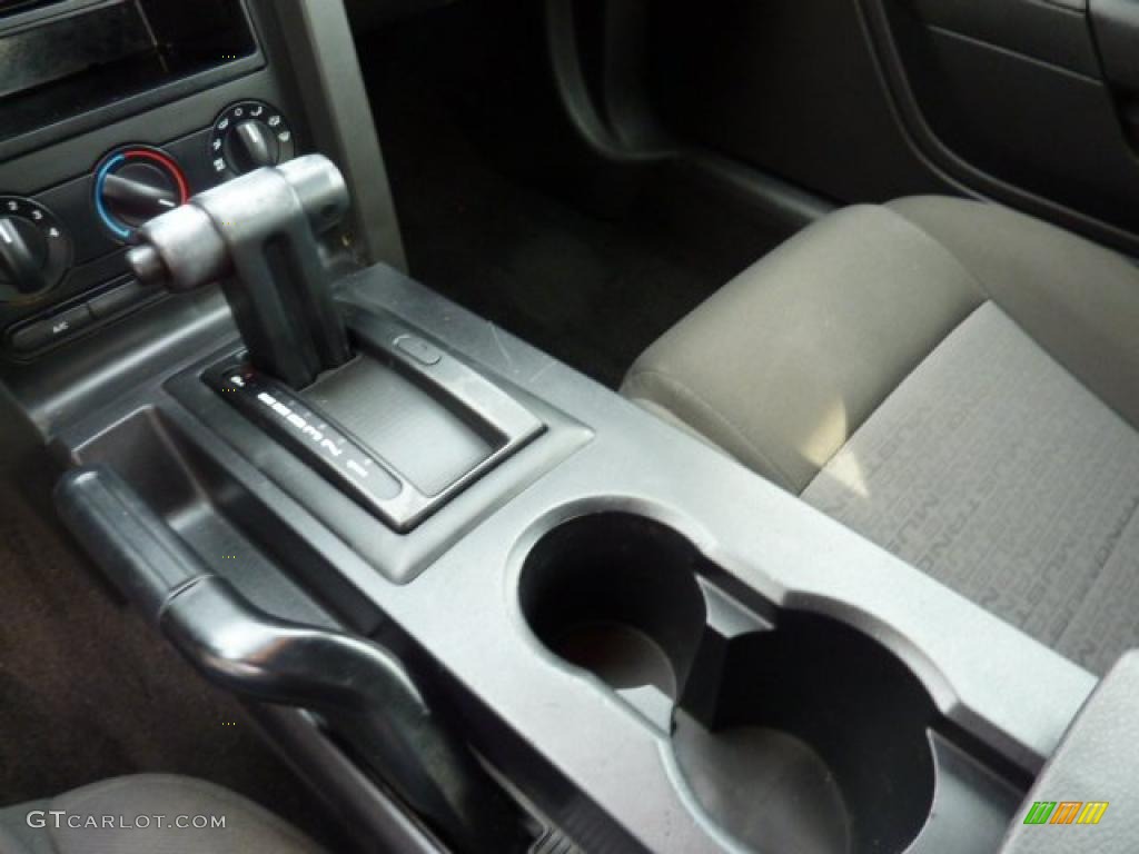 2005 Mustang V6 Deluxe Convertible - Windveil Blue Metallic / Dark Charcoal photo #23