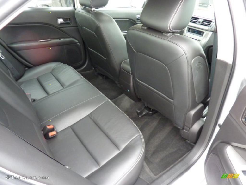 2010 Fusion SEL V6 - Brilliant Silver Metallic / Charcoal Black photo #19