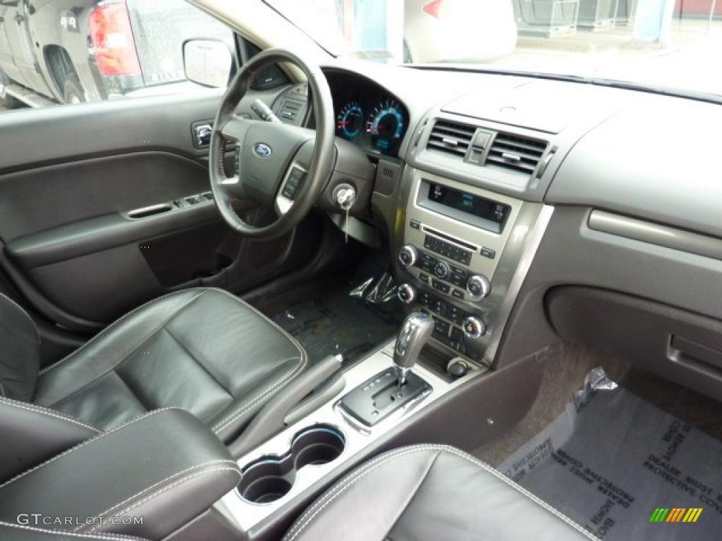 2010 Fusion SEL V6 - Brilliant Silver Metallic / Charcoal Black photo #20