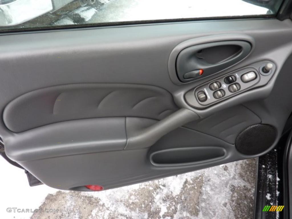 2003 Pontiac Grand Am SE Sedan Dark Pewter Door Panel Photo #42804049