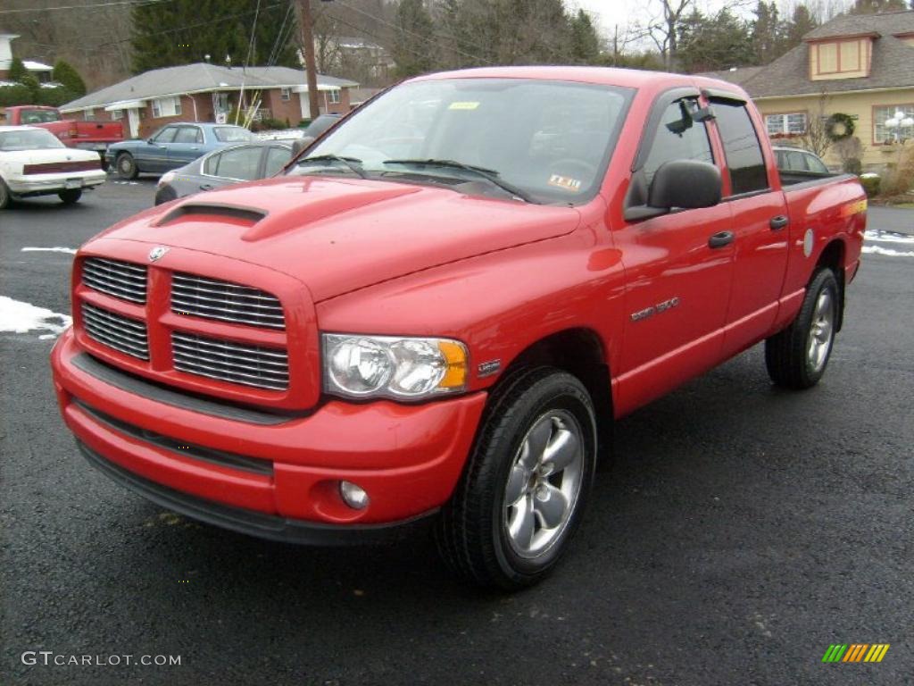 2003 Ram 1500 SLT Quad Cab 4x4 - Flame Red / Dark Slate Gray photo #3