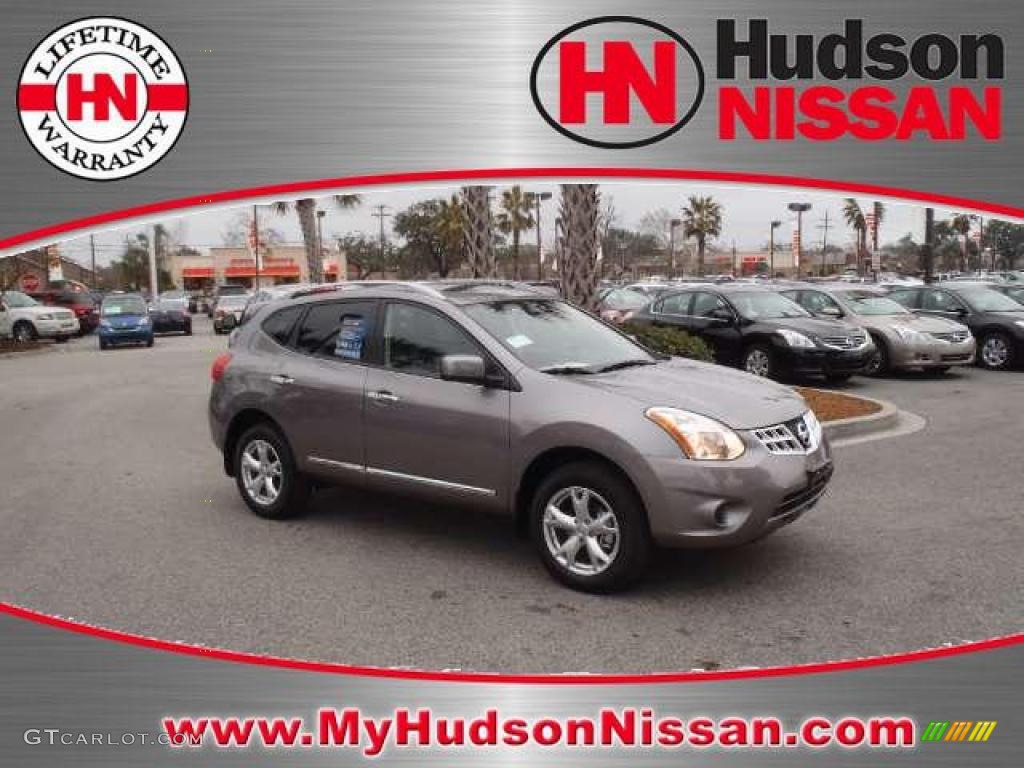 2011 Rogue SV AWD - Platinum Graphite / Black photo #1