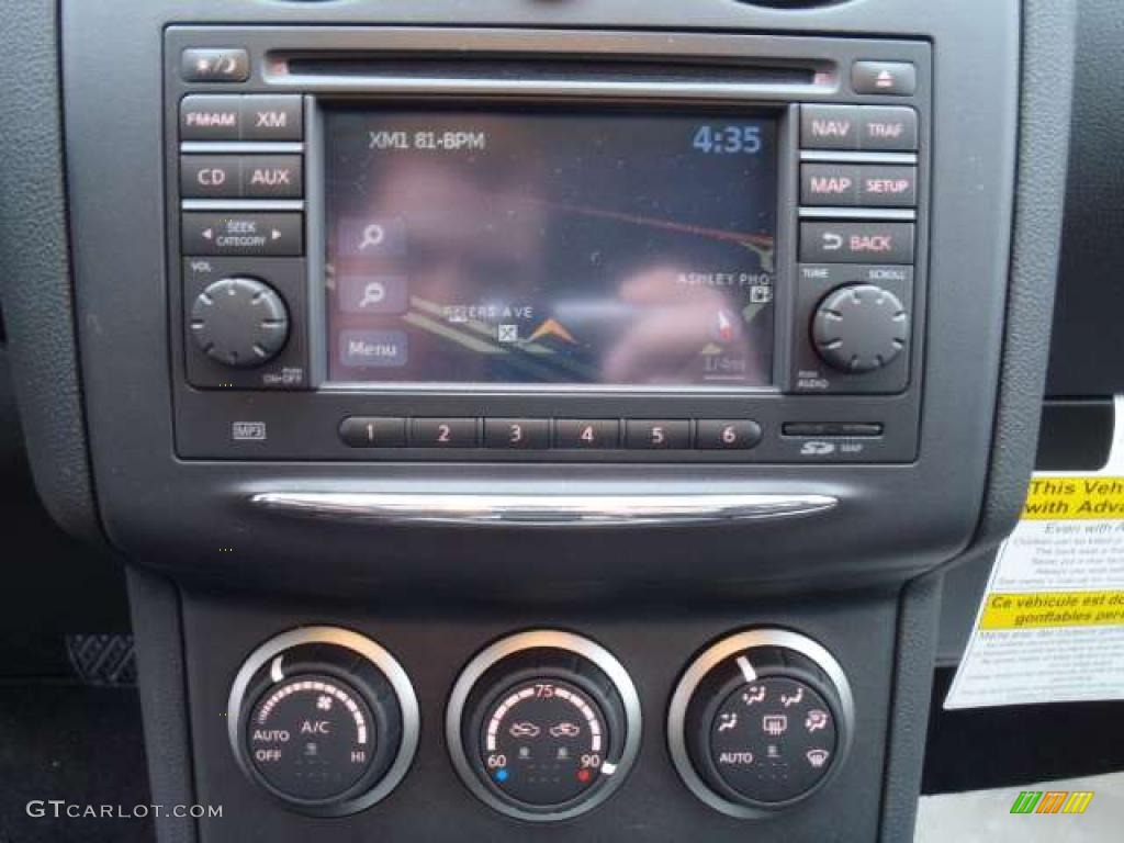 2011 Rogue SV AWD - Platinum Graphite / Black photo #8