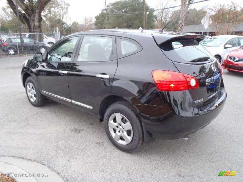 2011 Rogue S - Wicked Black / Black photo #3