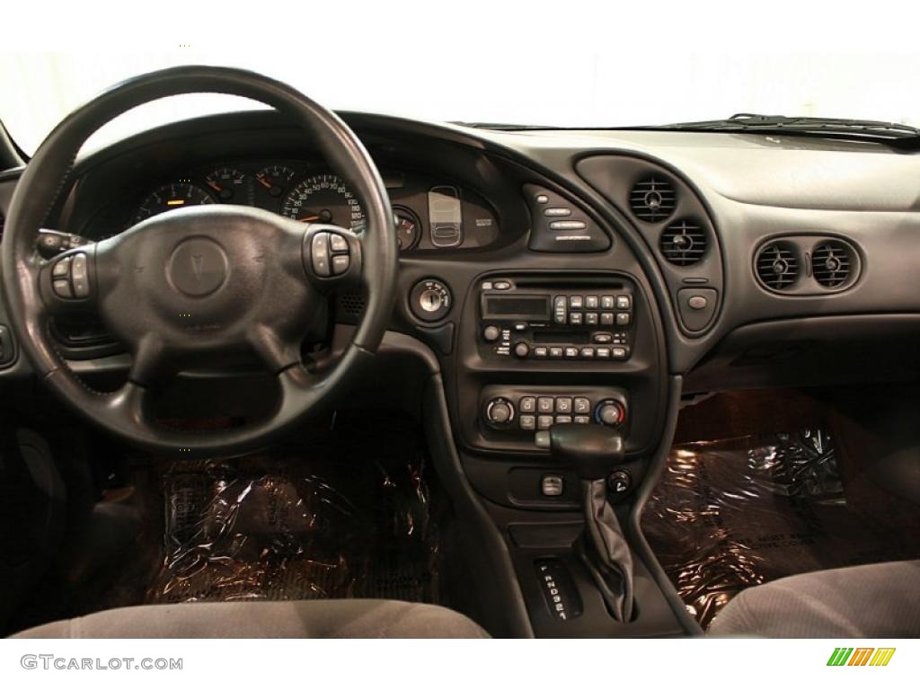 2003 Pontiac Bonneville SE Dark Pewter Dashboard Photo #42815194