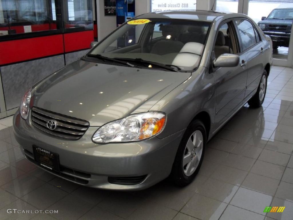 2004 Corolla LE - Mineral Green / Light Gray photo #1