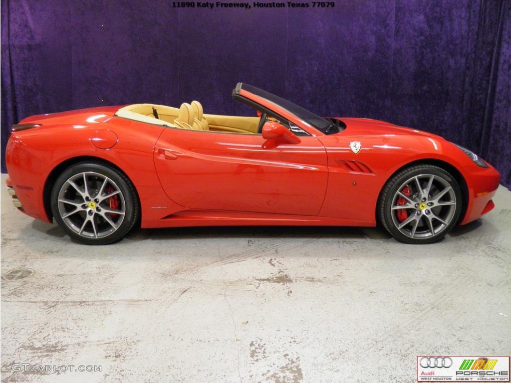 Rosso Corsa (Red) 2010 Ferrari California Standard California Model Exterior Photo #42817214