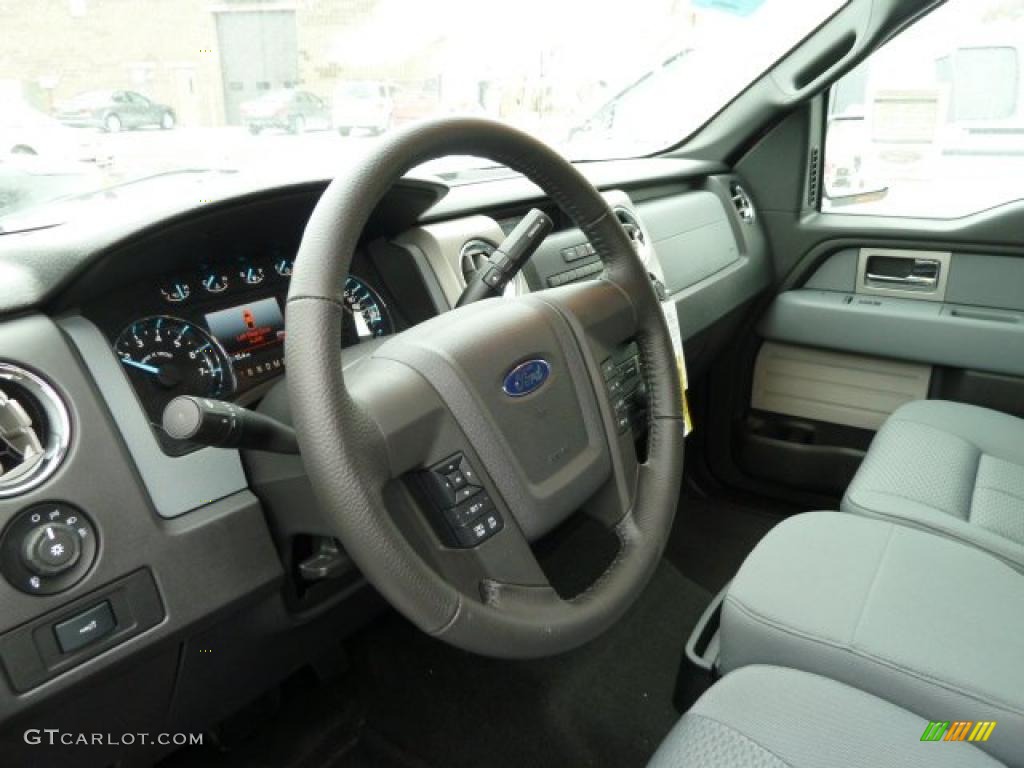 Steel Gray Interior 2011 Ford F150 XLT SuperCab 4x4 Photo #42817558