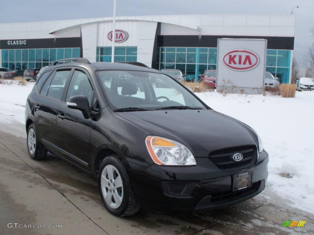 Shadow Black Kia Rondo