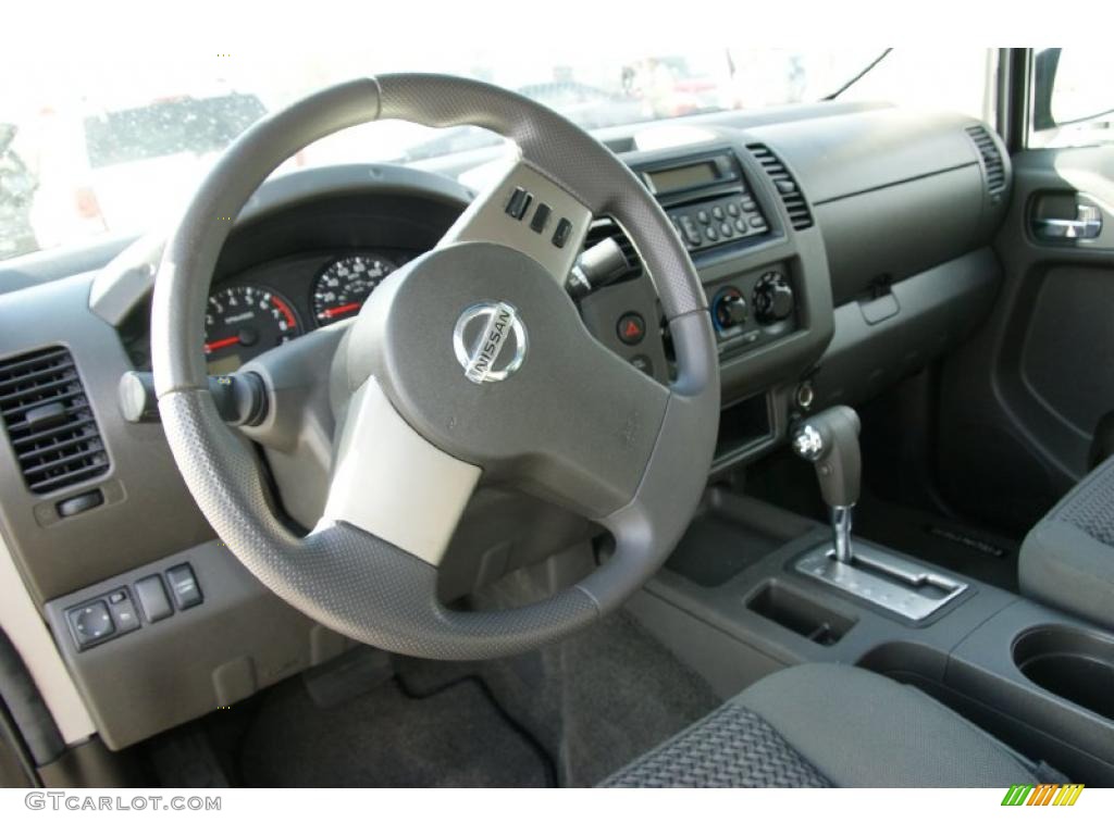 Graphite Interior 2005 Nissan Frontier SE King Cab 4x4 Photo #42818626