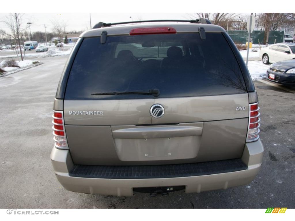 2004 Mountaineer Convenience AWD - Mineral Gray Metallic / Medium Dark Parchment photo #5