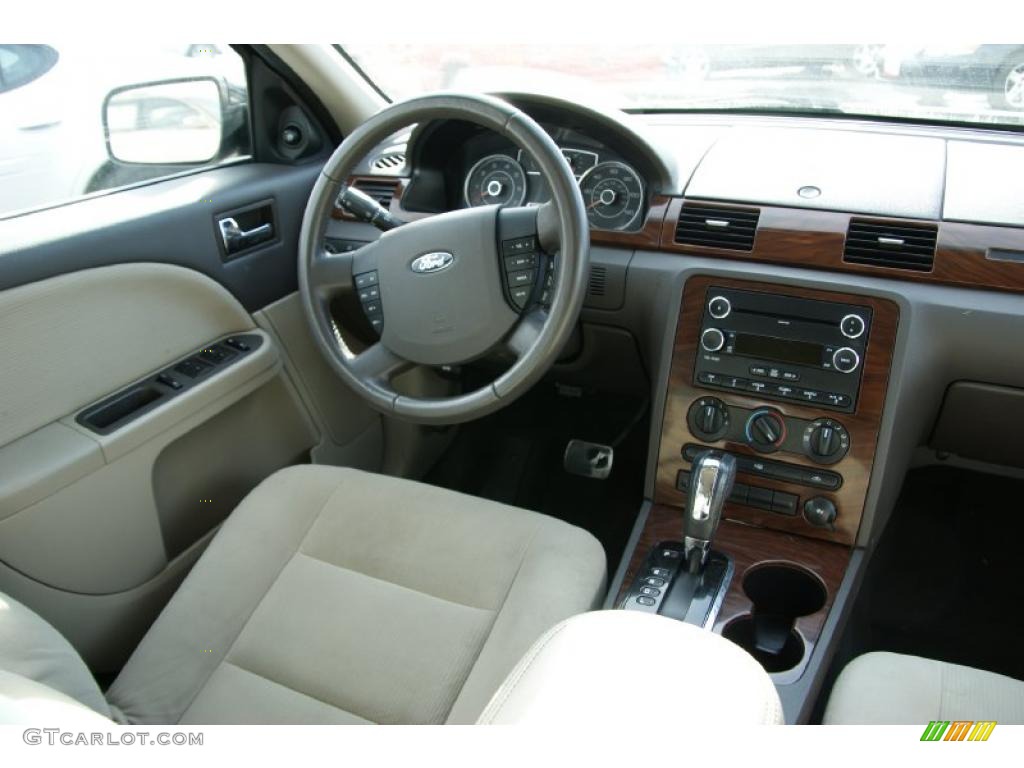Medium Light Stone Interior 2008 Ford Taurus SEL AWD Photo #42819110