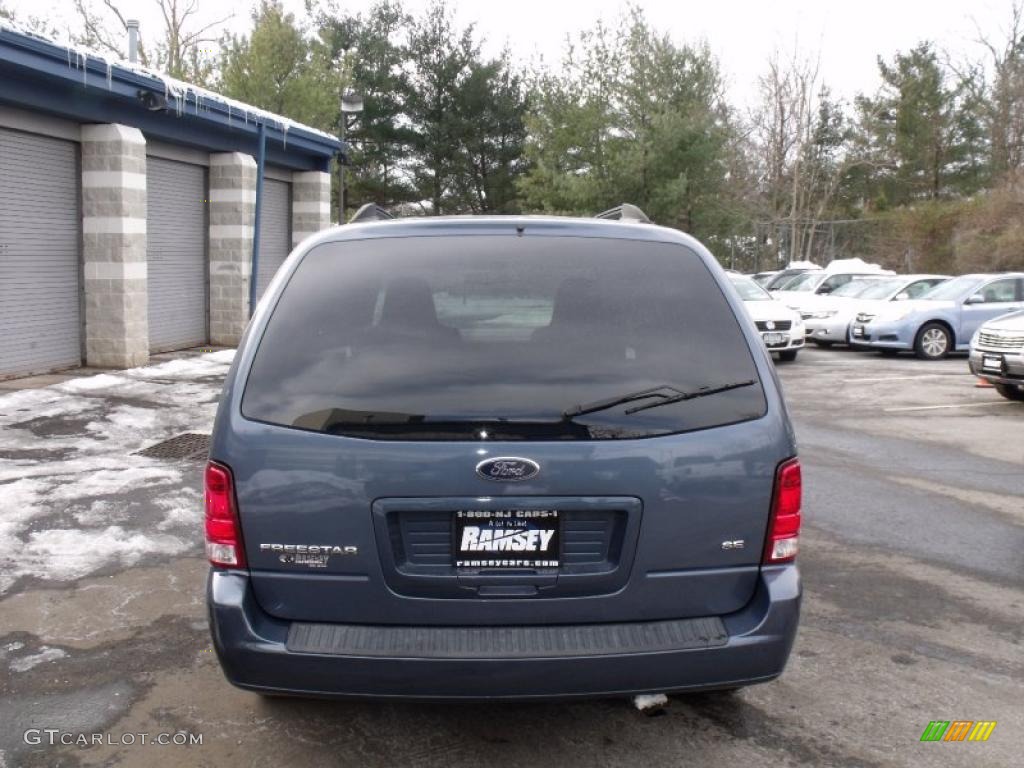2006 Freestar SE - Norsea Blue Metallic / Flint Grey photo #4