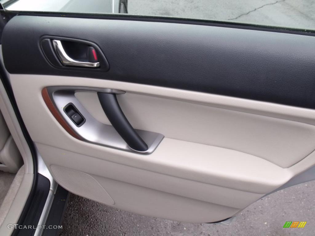 2006 Subaru Outback 3.0 R L.L.Bean Edition Sedan Taupe Door Panel Photo #42821327