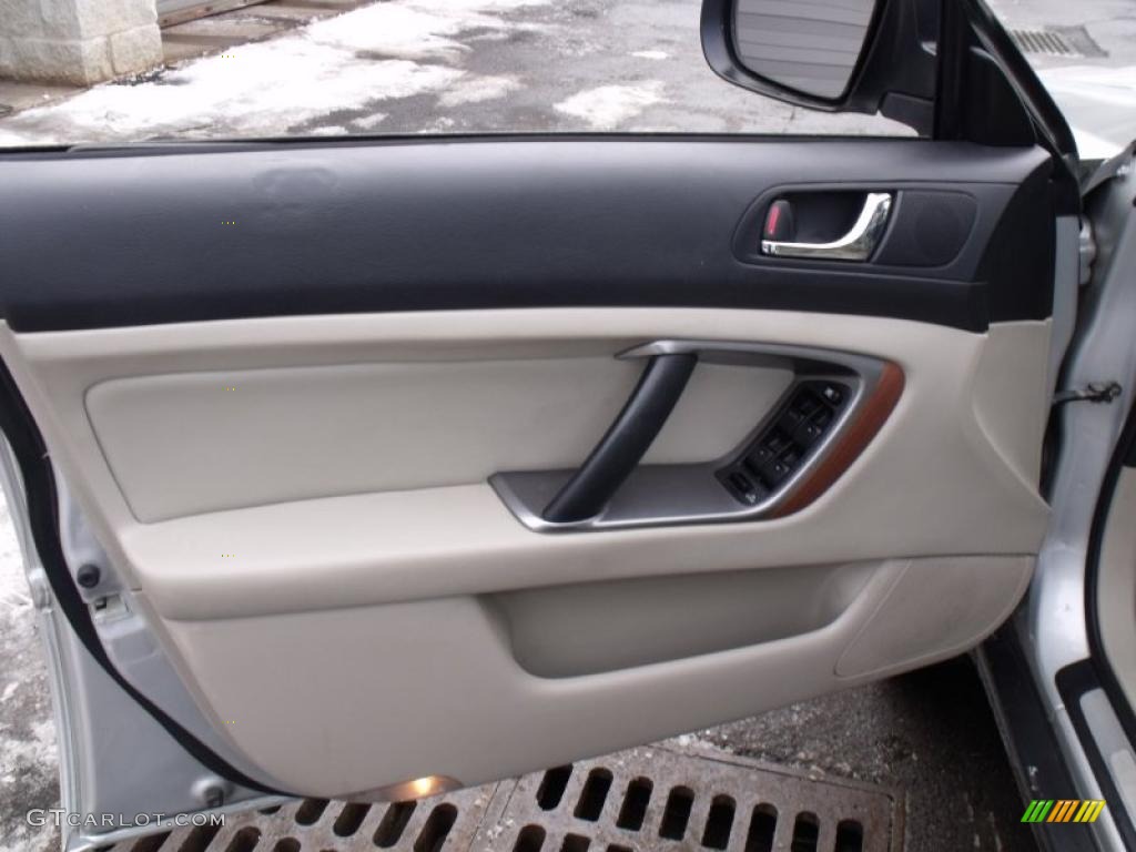 2006 Subaru Outback 3.0 R L.L.Bean Edition Sedan Door Panel Photos