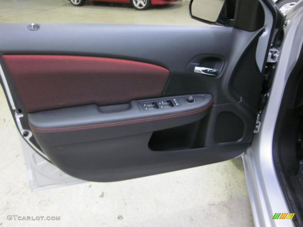 2011 Dodge Avenger Mainstreet Black/Red Door Panel Photo #42821546