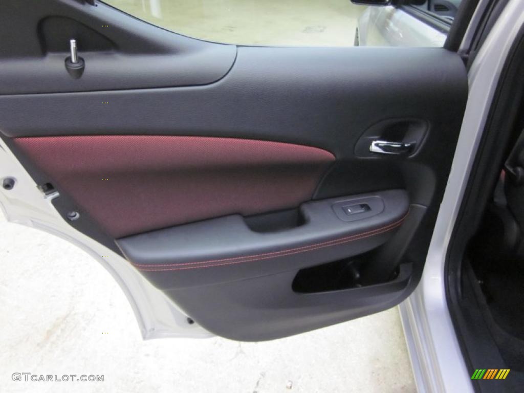 2011 Dodge Avenger Mainstreet Black/Red Door Panel Photo #42821638