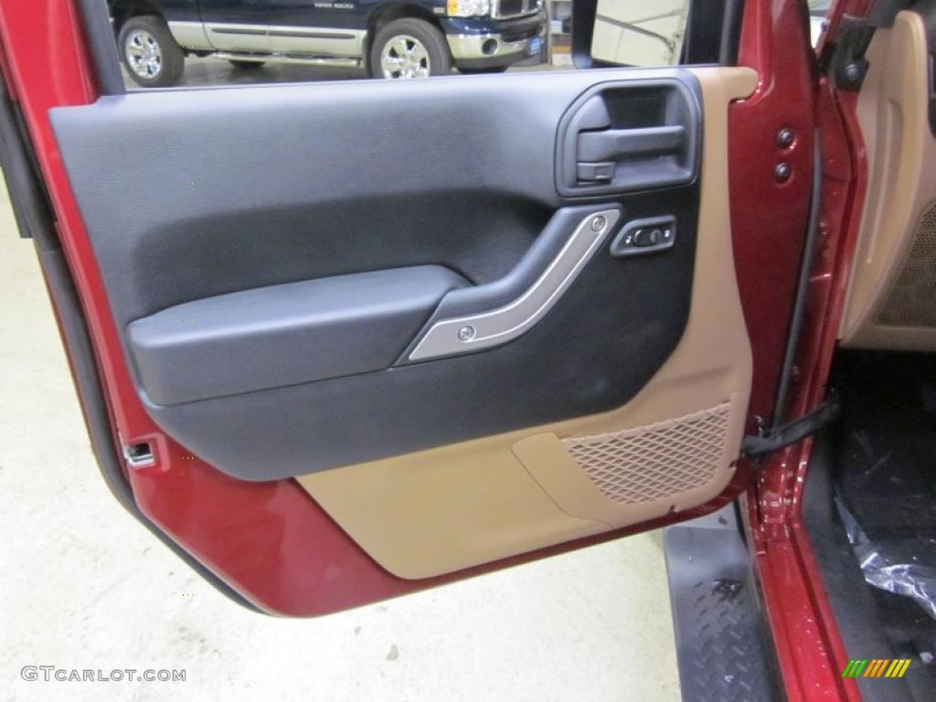 2011 Wrangler Unlimited Sahara 4x4 - Deep Cherry Red / Black/Dark Saddle photo #13