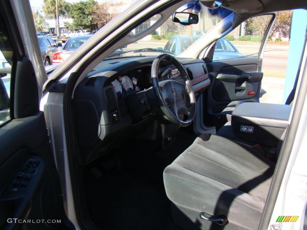 2002 Ram 1500 ST Quad Cab - Bright Silver Metallic / Dark Slate Gray photo #9