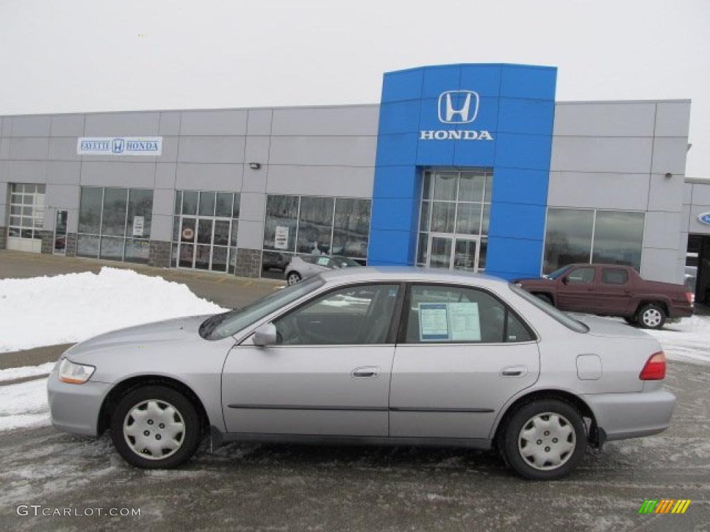 1999 Accord LX Sedan - Satin Silver Metallic / Charcoal photo #2