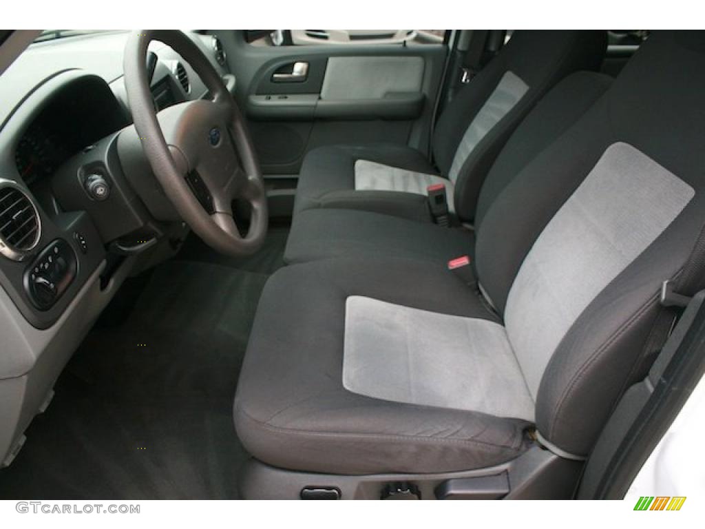 Medium Flint Gray Interior 2004 Ford Expedition XLT 4x4 Photo #42825818