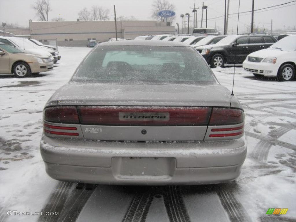 1997 Intrepid ES Sedan - Bright Platinum Metallic / Gray photo #8