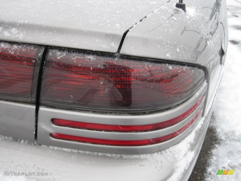 1997 Intrepid ES Sedan - Bright Platinum Metallic / Gray photo #16