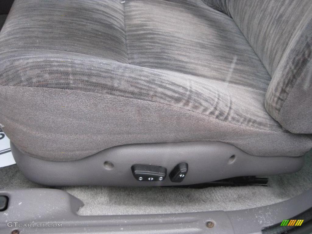 1997 Intrepid ES Sedan - Bright Platinum Metallic / Gray photo #22