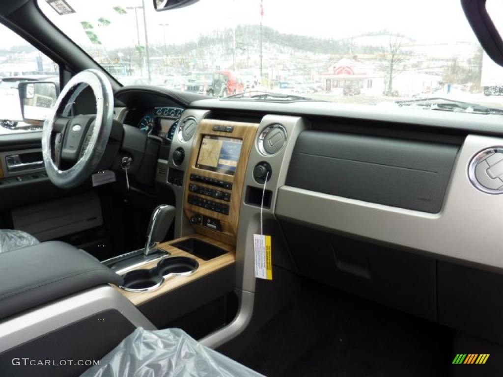 2011 Ford F150 Lariat SuperCrew 4x4 Black Dashboard Photo #42827018
